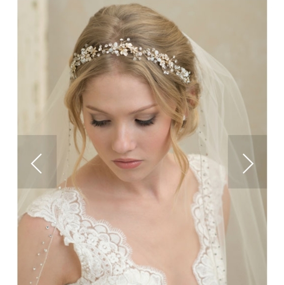 Bel Aire Bridal Halo/Headpiece main image 4